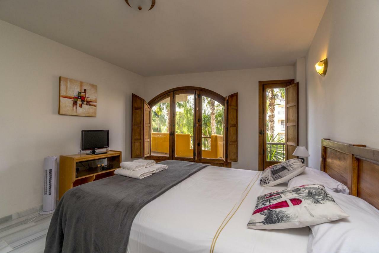 Apartmento Carla Punta Prima Torrevieja Esterno foto